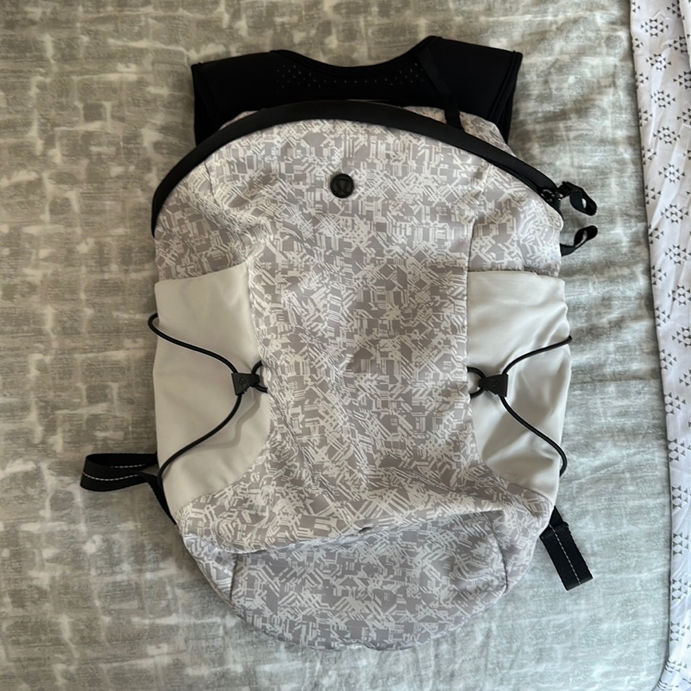 Lululemon backpack
